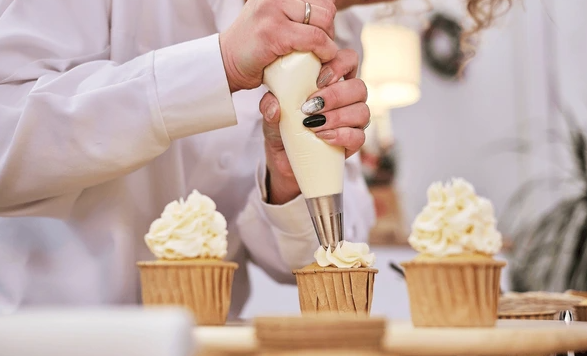 Decoration process